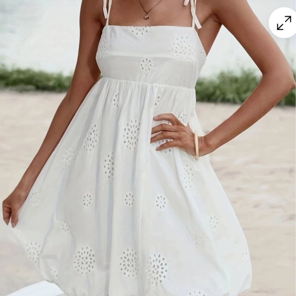 Zara White Eyelet Embroidered Open Back Poplin Balloon Hem Mini Dress - Size XS